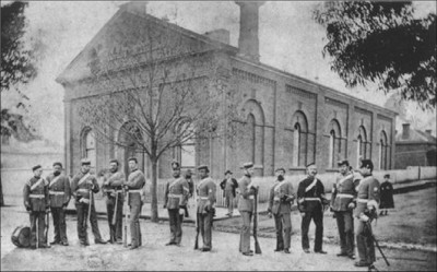 VCIAI-Volunteers-outside-the-Old-Castlemaine-Drill-Hall-c1868JPG-400x249